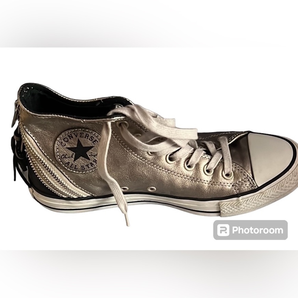 Converse Chuck Taylor All Star High Top Shoes